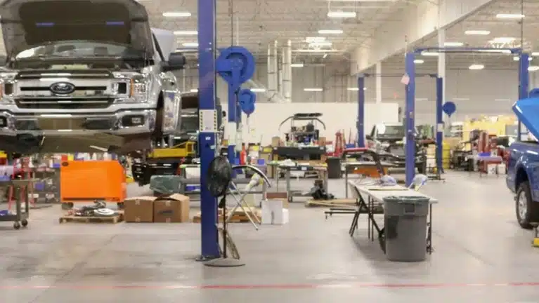 Innovative and Successful Autobody Repair Shop - $2,850,000
